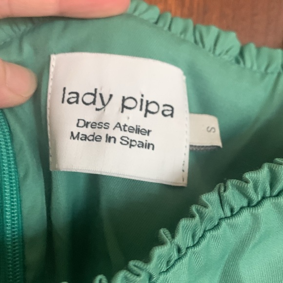 Lady Pipa Green Fitted Dress - Picture 2 of 7